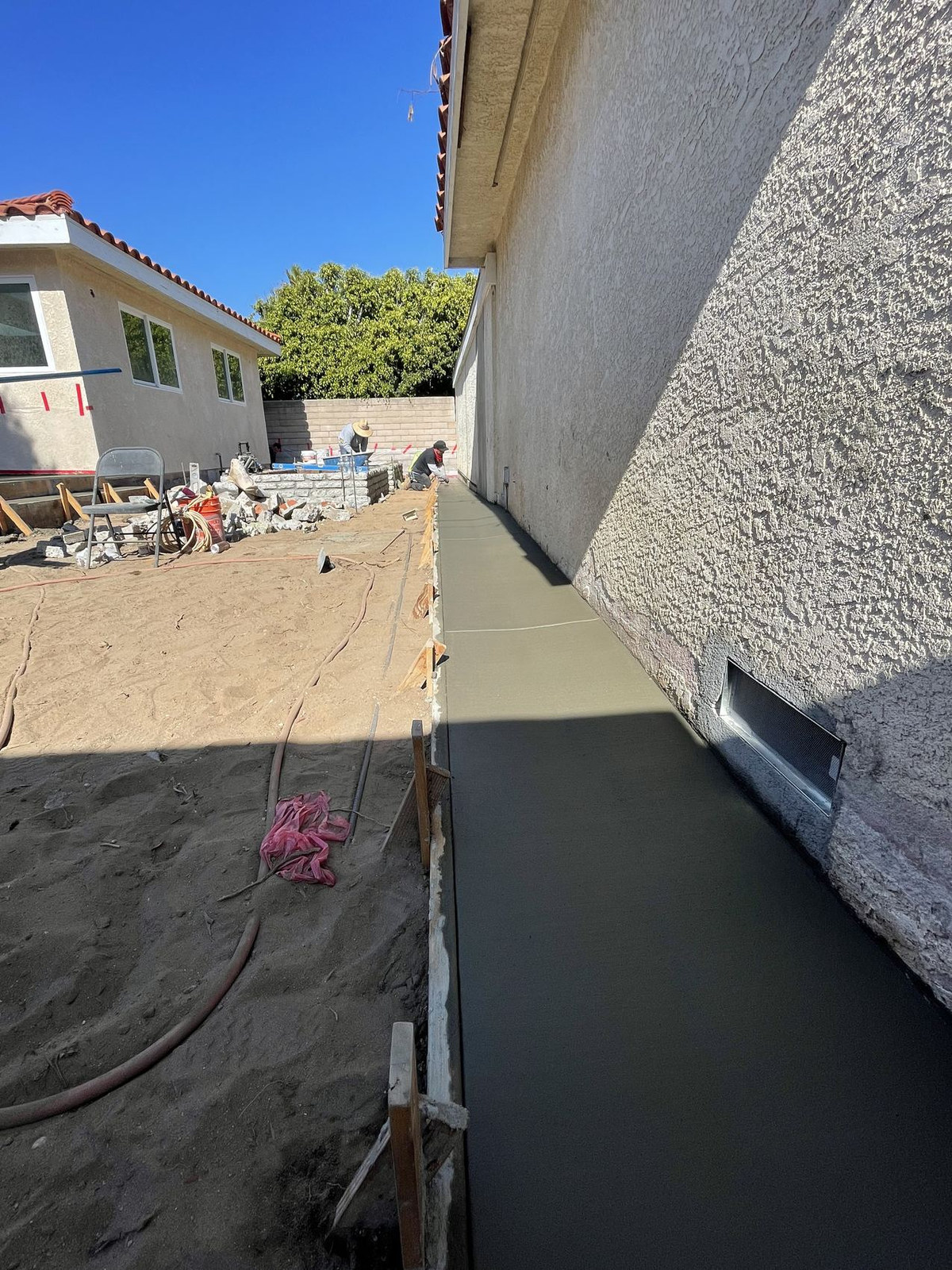 Side yard concrete pour, Palos Verdes Blvd